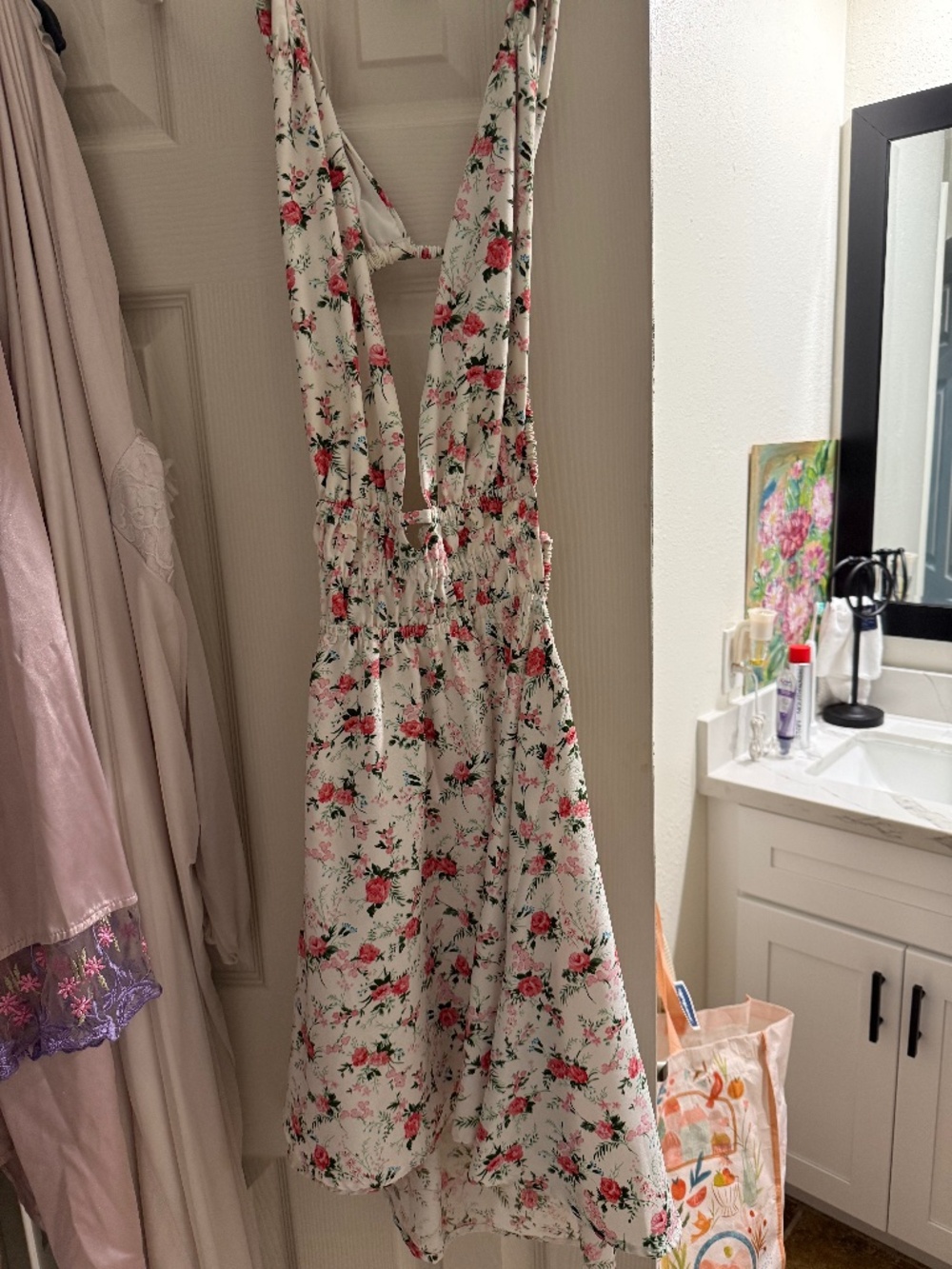 Floral backless dress